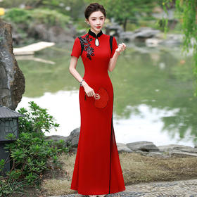 YD-4007 2025新款长款演出改良旗袍浅绿色女优雅前开衩舞台表演走秀旗袍裙