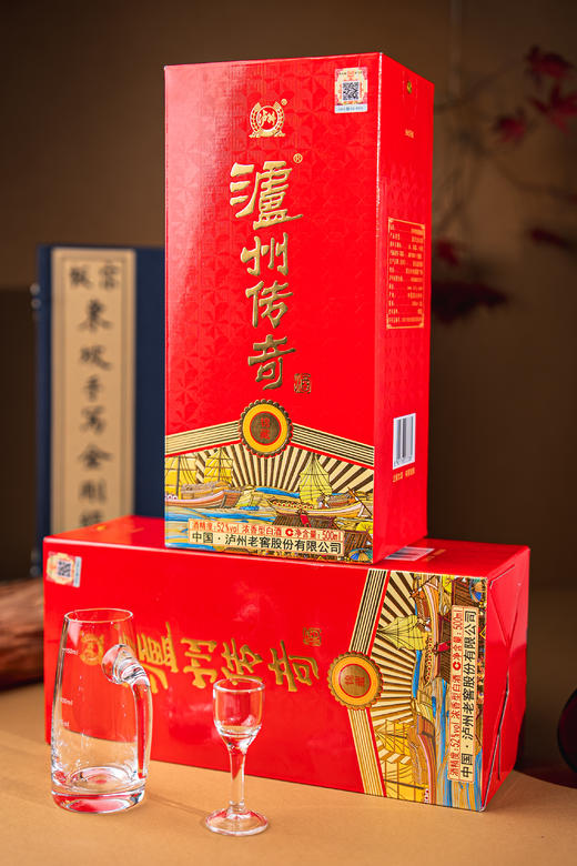 泸州老窖 数百年传承酿造技艺 【泸州传奇·锦藏】 52° 浓香型白酒 商品图2