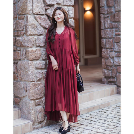 【林栖设计小店】（预售12.18）桑蚕丝红色连衣裙两件套飘逸2026早春新款花仙子吊带裙罩衫女1961035 商品图3