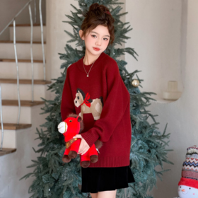 叮🔔🎄圣诞新年限定战袍来啦‼️【福运小马提花针织毛衣6088】🎄提前把圣诞穿在身上 chao级洋气，今天超多新款买到你过瘾😎王子公主请安心过节