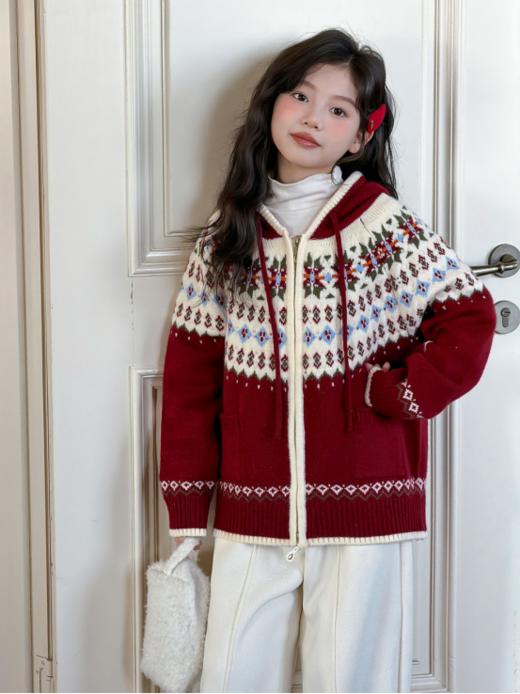 叮🔔🎄圣诞新年限定战袍来啦‼️【圣诞浆果费尔岛连帽针织开衫6085】🎄提前把圣诞穿在身上 chao级洋气，今天超多新款买到你过瘾😎王子公主请安心过节 商品图1