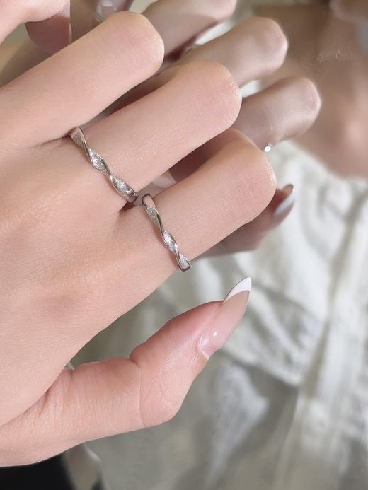 卡蒂罗KADER 星光流转情侣对戒 简约磨砂设计原创开口素圈一对可调节 共赴爱河恋爱频率 s925银 戒指 男女同款情侣款 商品图4