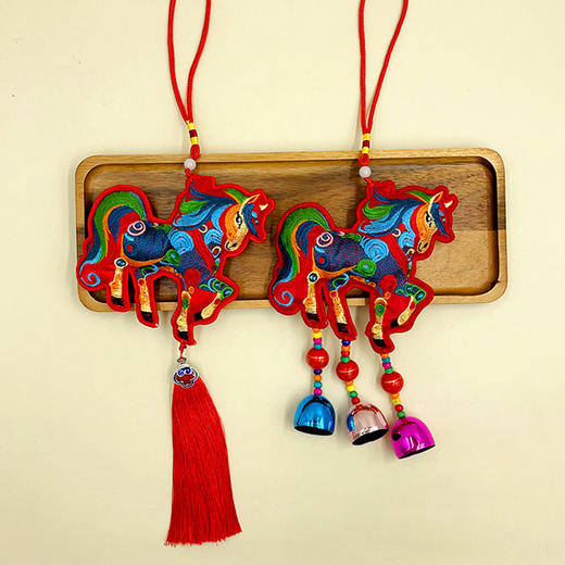 【马年❗️生肖刺绣香囊】新年刺绣香囊 马流苏挂件 生肖马铃铛挂饰 居家汽车马挂件春节礼物 商品图2