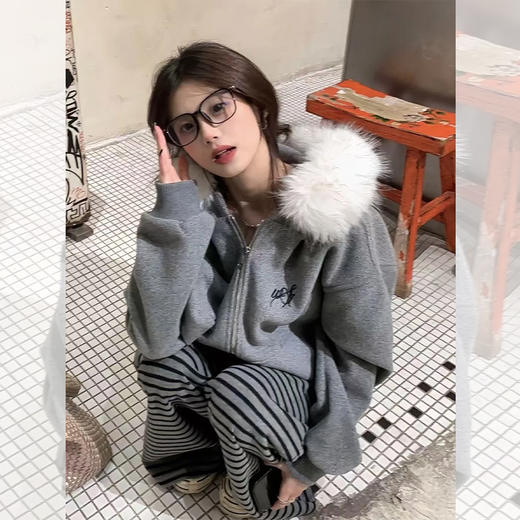 <曾小咸推荐> 美式复古可拆卸毛领连帽卫衣 日常159.99/件 活动价109.99！！【预售款，预计3-15天发货】 商品图3