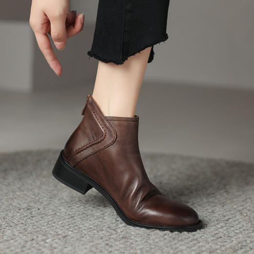 【预售5天】真皮法式复古擦色短靴女秋冬舒适软底中跟及踝靴圆头粗跟切尔西靴&D3109 商品图0