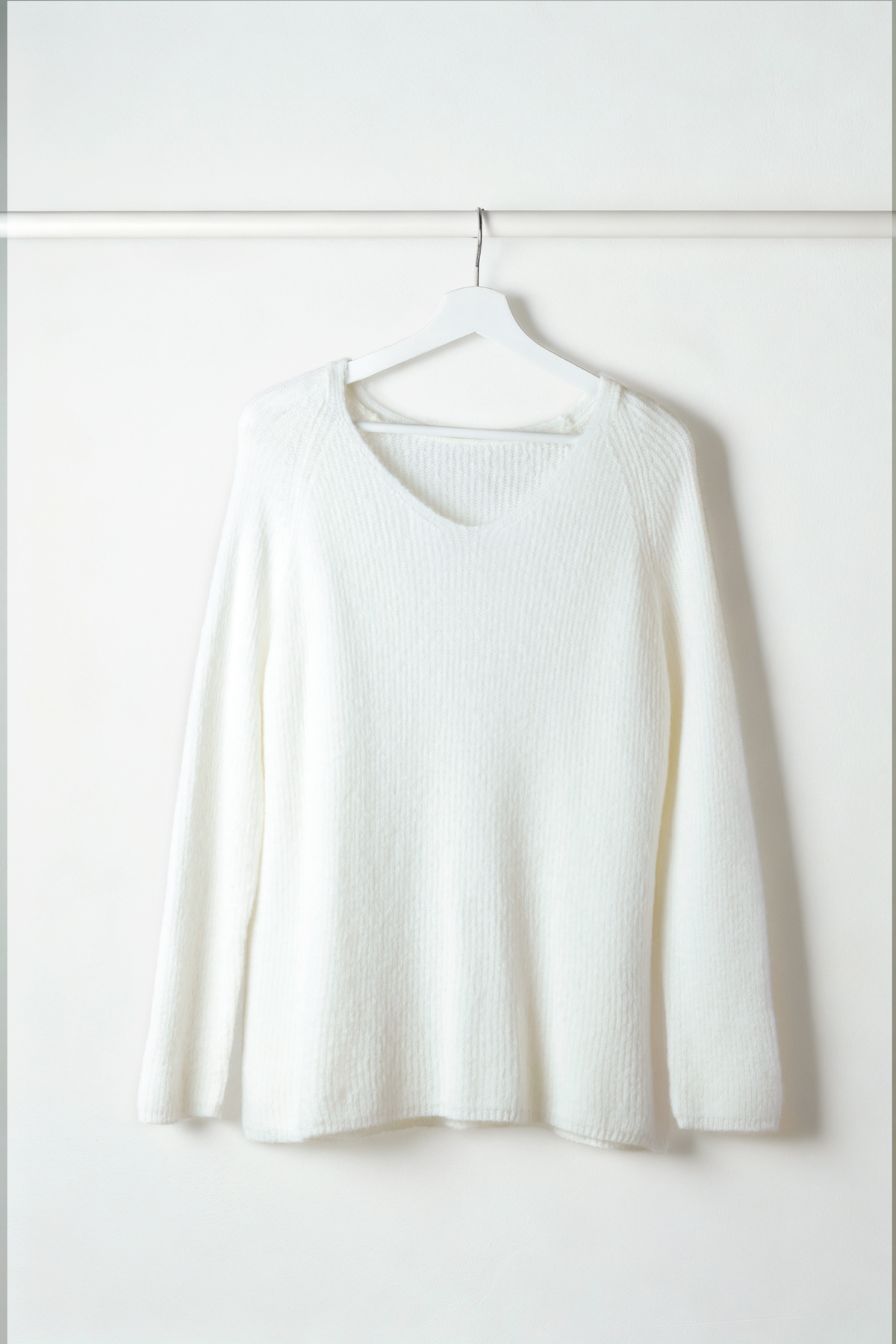 马海毛宽松版型V领套头衫