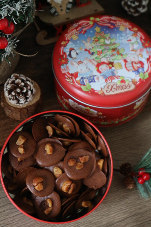 圣诞版低糖法芙娜可可夏威夷果脆脆片230g（需预定） 商品图0