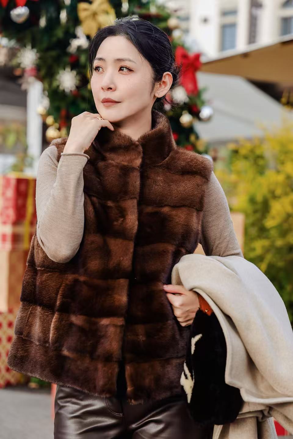 MAISON COVET  水貂马甲（不可使用购物金）