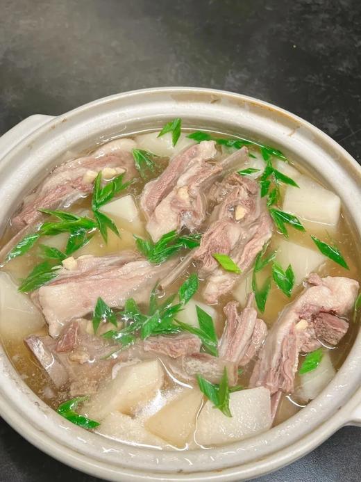 新西兰羔羊肋排，一整根长骨头，贴骨肉巨香，烤、煮、炖都非常鲜嫩【G】 商品图0