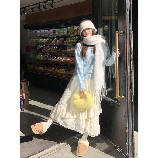 <曾小咸推荐> 现货秒杀！微信超特价！蕾丝拼接蛋糕裙 日常179.99 立减80 秒杀99.99！蓝色V领毛衣秒杀89.99！薄荷绿毛衣秒杀89.99！ 商品图12