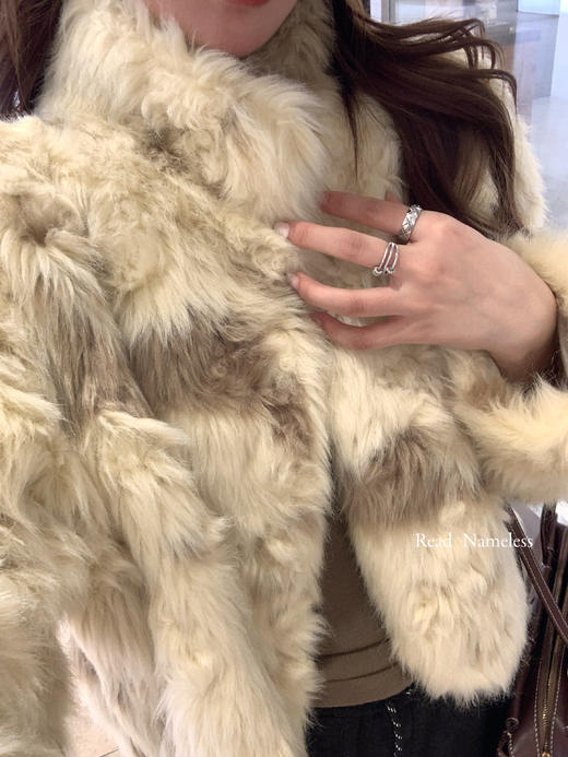 Read Nameless /米黄巧克力环保皮草+深灰抽绳裤 2025/12/4 商品图3