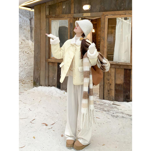 <曾小咸推荐>3.3 现货秒杀 ！微信超特价！韩系毛毛翻领夹棉外套 日常289.99 立减150 秒杀139.99！！ 商品图1