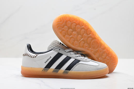 阿迪达斯adidas Gazelle INdoor三叶草休闲低帮板鞋JQ1747男女鞋 商品图4