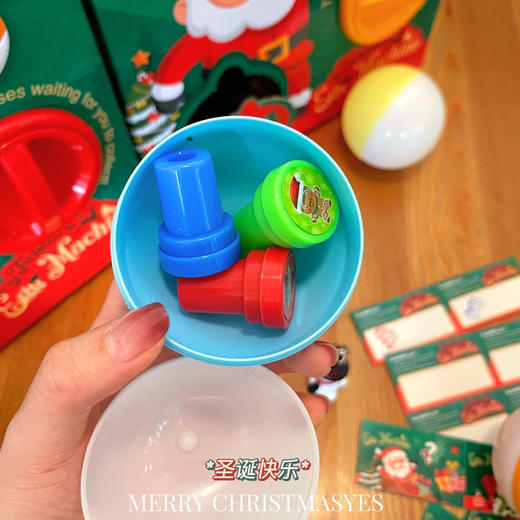 惊喜又好玩【圣诞盲蛋扭蛋机】💥火爆12月的快乐礼物🎁总共5颗蛋！配置30张许愿卡🎆圣诞节🎄一定给家人安排上 商品图2