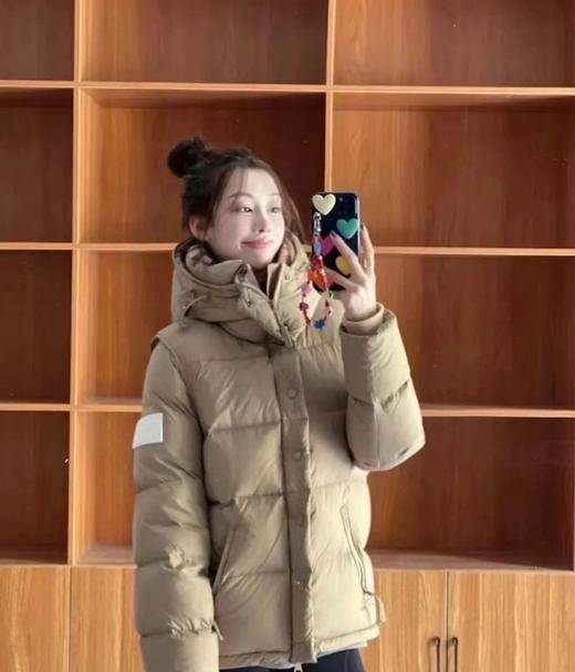 巴宝莉 可拆衣袖连帽羽绒服（MT） 商品图9