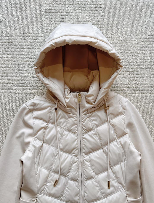 123-6 拼接轻薄短款鹅绒服 商品图13