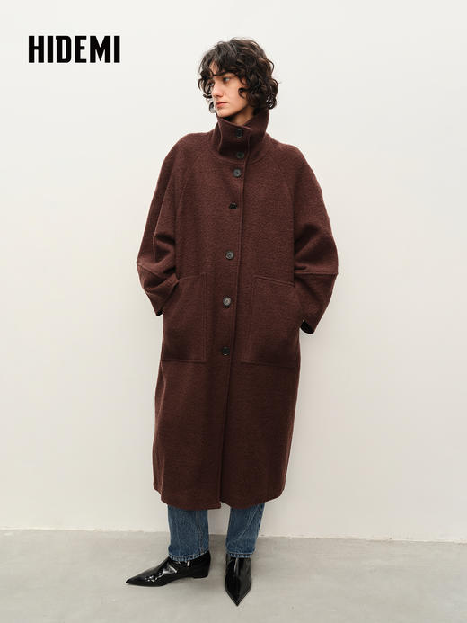 HIDEMI 极简立领大廓形经典落肩粗花呢浮雕澳洲羊毛厚款纽扣式长款口袋大衣 商品图1