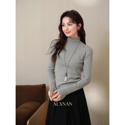 鹿向南「轻松序章」灰色半高领打底针织衫女秋冬显瘦百搭长袖上衣 商品图3