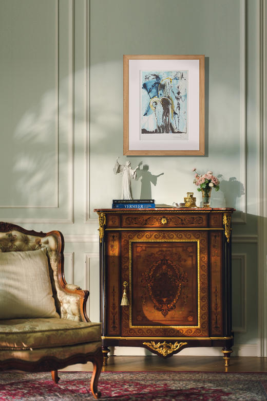 【已售】独角鹿西洋古董1983年代法国Armand & Georges Israel出版西班牙超现实主义大师萨尔瓦多·达利签名创作限量彩色石版画《堂吉柯德骑马》 商品图0