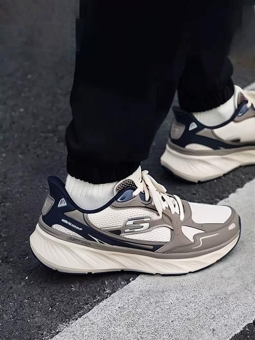 【云粉节】【5折】7楼斯凯奇Skechers 男鞋轻便闪穿休闲运动鞋232969吊牌价599元现价299元 商品图8