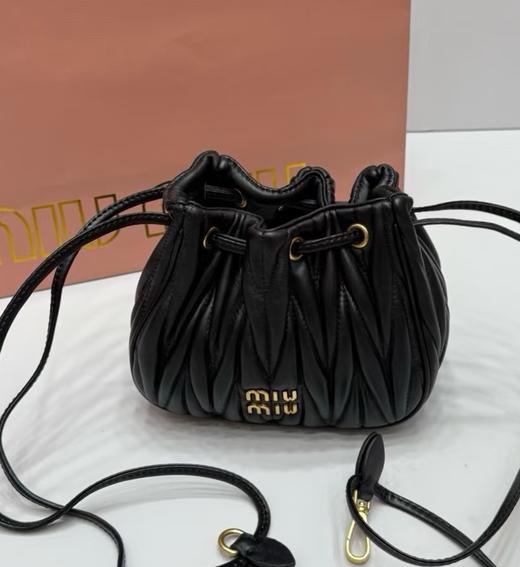 女款小水桶手提包he017 商品图0