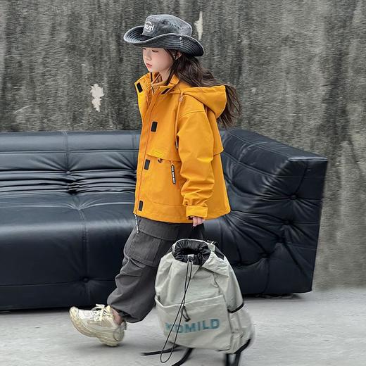 女童三合一冲锋衣户外秋装2025新款时尚运动外套加厚内胆儿童夹克 商品图3