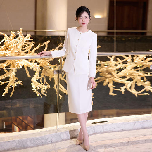 法小曼*子珍专款/白色主持人长袖西装半裙职业装正式场合商务招待两件套 商品图1