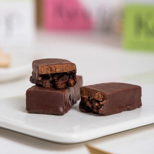 【超值3盒装】KEEP 每日双层蛋白棒 羽衣甘蓝酸奶味/山楂莓莓味/开心果黑巧味 5重高蛋白 营养高饱腹 25g*6根/盒 商品图11