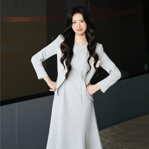 法小曼*子珍专款/新款气质蓝色主持人女士职业西服套装C2345Q1440 商品图6