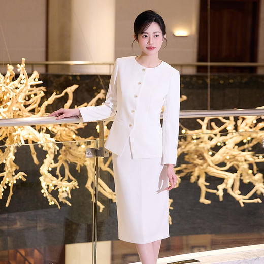 法小曼*子珍专款/白色主持人长袖西装半裙职业装正式场合商务招待两件套 商品图3