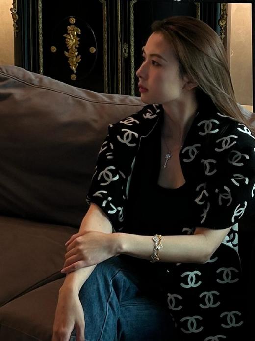 专柜流出小香限量熊猫双色100%羊绒围巾 商品图4