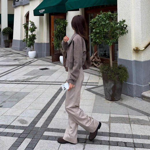 ROMI STUDIO“国王的礼物”15.5微米超细山羊绒垂感长裤 RWCAXU5300 商品图2