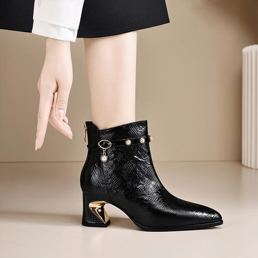 【预售5天】新款尖头牛皮短靴粗跟真皮春秋单靴子冬季加绒女靴 商品图2