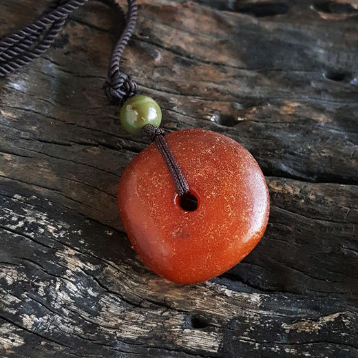 【天然正品】天然无杂裂满蜜鸡油黄圆形平安扣老蜜蜡吊坠项链27.8*28.7*9.5MM（皆取最大值）中性281125NJM17 特价 商品图3