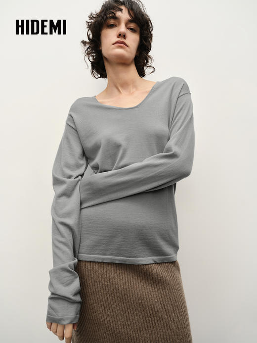 HIDEMI 澳洲美利奴羊毛极简款舒适感V领针织打底上衣毛衣 商品图1