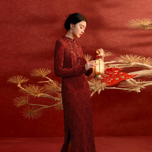 三彩【众里嫣然】2025冬季新款新中式连衣裙提花修身旗袍裙C 商品图2