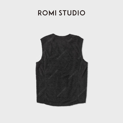 ROMI STUDIO“简约百搭”毛绒软糯触感圆领无袖马夹RWCAW66359 商品图2
