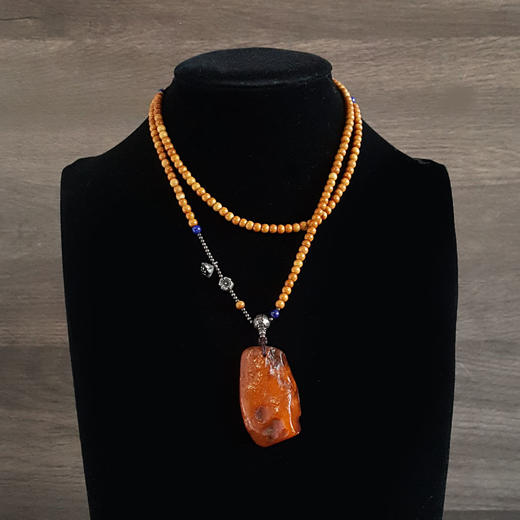 【天然正品】天然无杂裂满蜜鸡油黄随形平安无事牌老蜜蜡珠串项链46.7*24.9*15.5MM（皆取最大值）中性281125NJM06 特价 商品图6