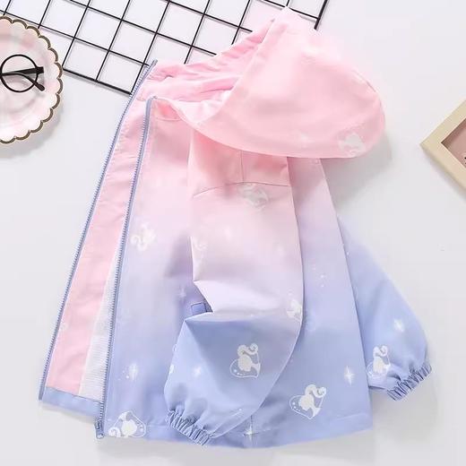 2025外套女童中童女孩韩版休闲渐变色冲锋衣外套儿童外套现货批发 商品图0