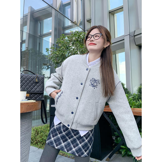 <曾小咸推荐>现货秒杀 ！微信超特价！ 刺绣棒球服外套 日常289.99 立减150 秒杀139.99！！ 商品图4