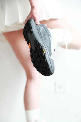 徒步袜套机能鞋，缓震轻量跑步鞋。原盒软底稳定机能跑鞋C120358