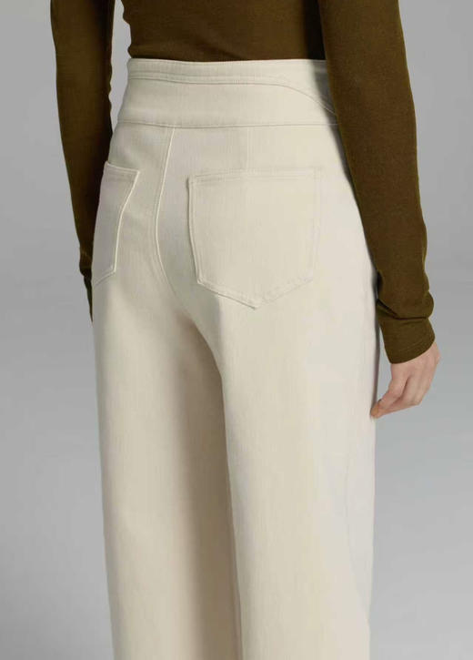 【通勤必备】噢蜜ooomeooo拉毛通勤窄版直筒牛仔裤 商品图4