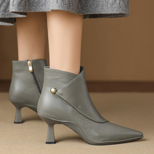 【预售5天】法式复古短靴女5cm黑色灰色尖头细跟时装靴气质显瘦加绒不累脚HL-8662 商品图0