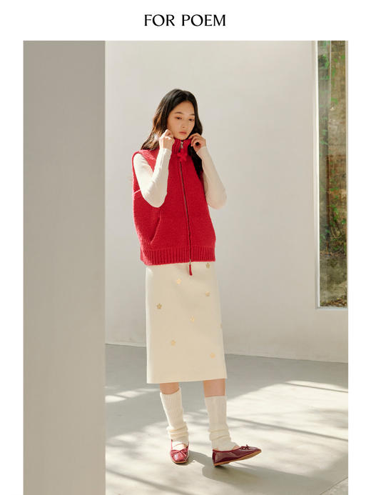 ForPoem 25/FW 圣诞新年红色半高领圈圈羊毛手钩花朵背心马甲 商品图1