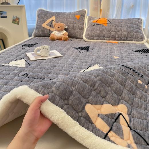 【冬季牛奶绒夹棉床垫】不含枕套 A类母婴 柔软亲肤的牛奶绒面料  0束缚  防汗耐用不掉色不起球 商品图12
