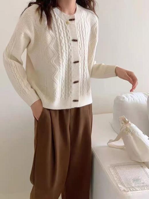 金线木质扣绞花针织毛衣N985★ 商品图1