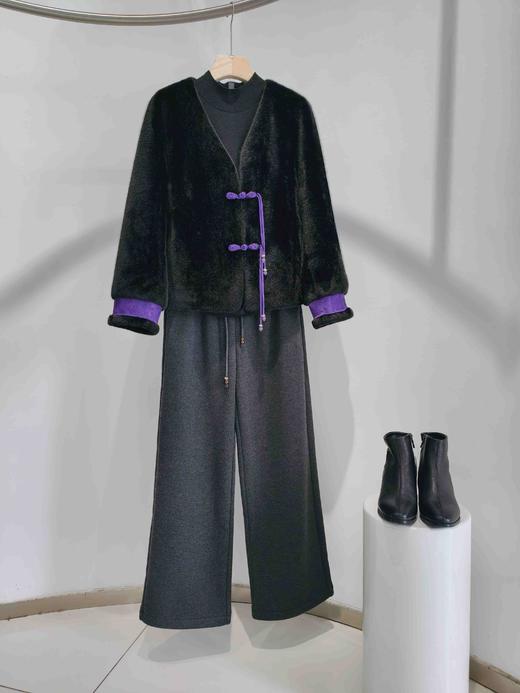 58B115福利款 仿貂皮草大V领外套 商品图6