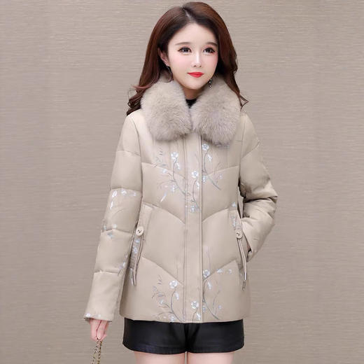 2025新款妈妈冬款羽绒服，中式绣花国风皮保暖毛领中长款 商品图1