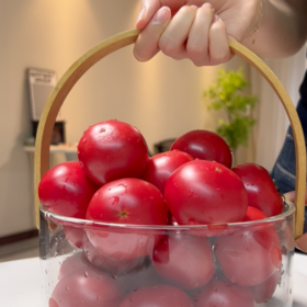 预售7-10天发货【玫瑰番茄】带有花香味，水果番茄中的高端品种！！  果肉脆甜，酸甜多汁，自然成熟，果实呈暗红色