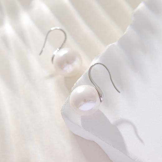 三彩2026新款简约复古合成珍珠耳环优雅轻奢养耳耳饰小众礼物女 商品图1